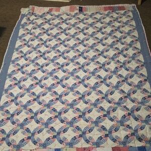 Handmade Double Wedding Ring Quilt - Pink & Blue